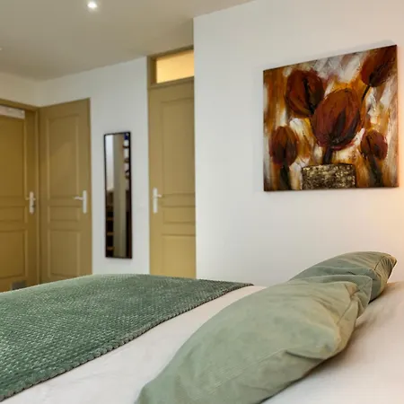 Duplex Trespoey - - Place De Parking * ポー