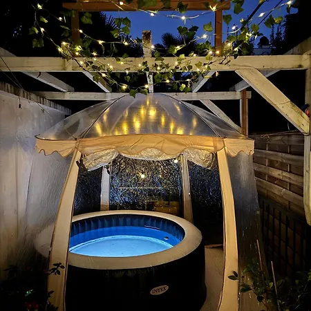 Duplex Trespoey - - Place De Parking Апартаменты По